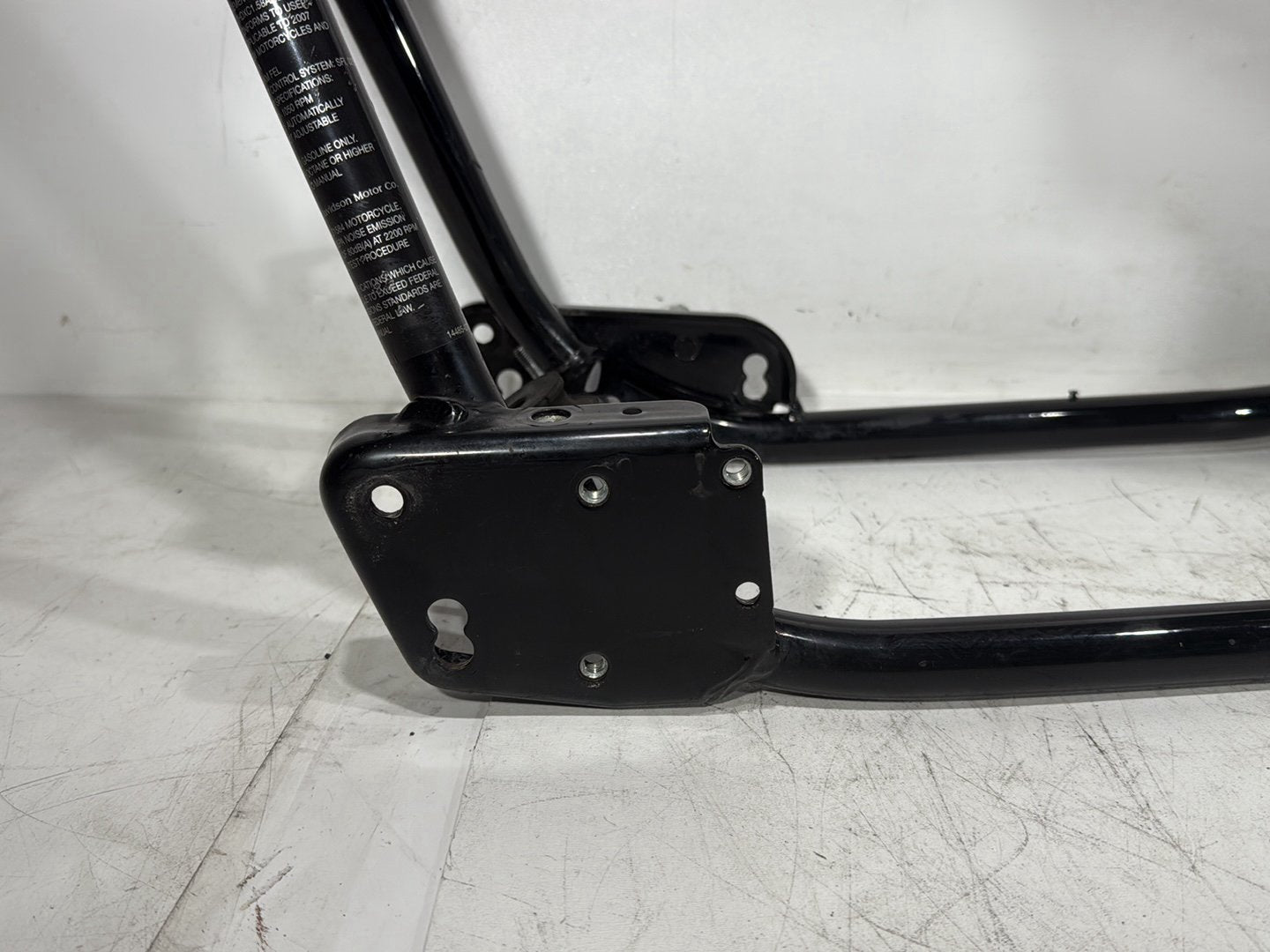 2007 Harley Street Glide Touring FLHX OEM Body Main Frame Chassis SLVG