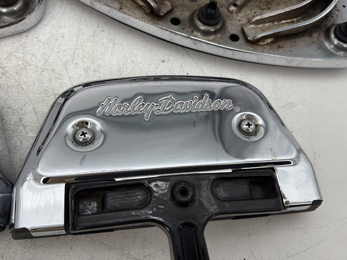2018 Harley Electra Glide Touring Left Right Driver & Pass Floorboard Foot Rest