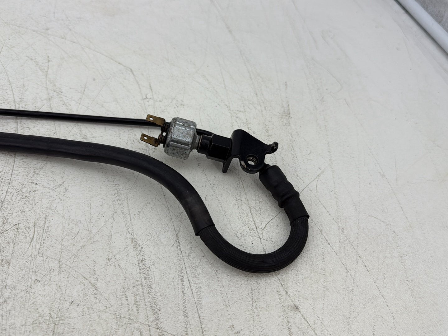 1998 Harley Touring FLHTCUI Electra Glide Ultra OEM Rear Brake Hose Line Pipe