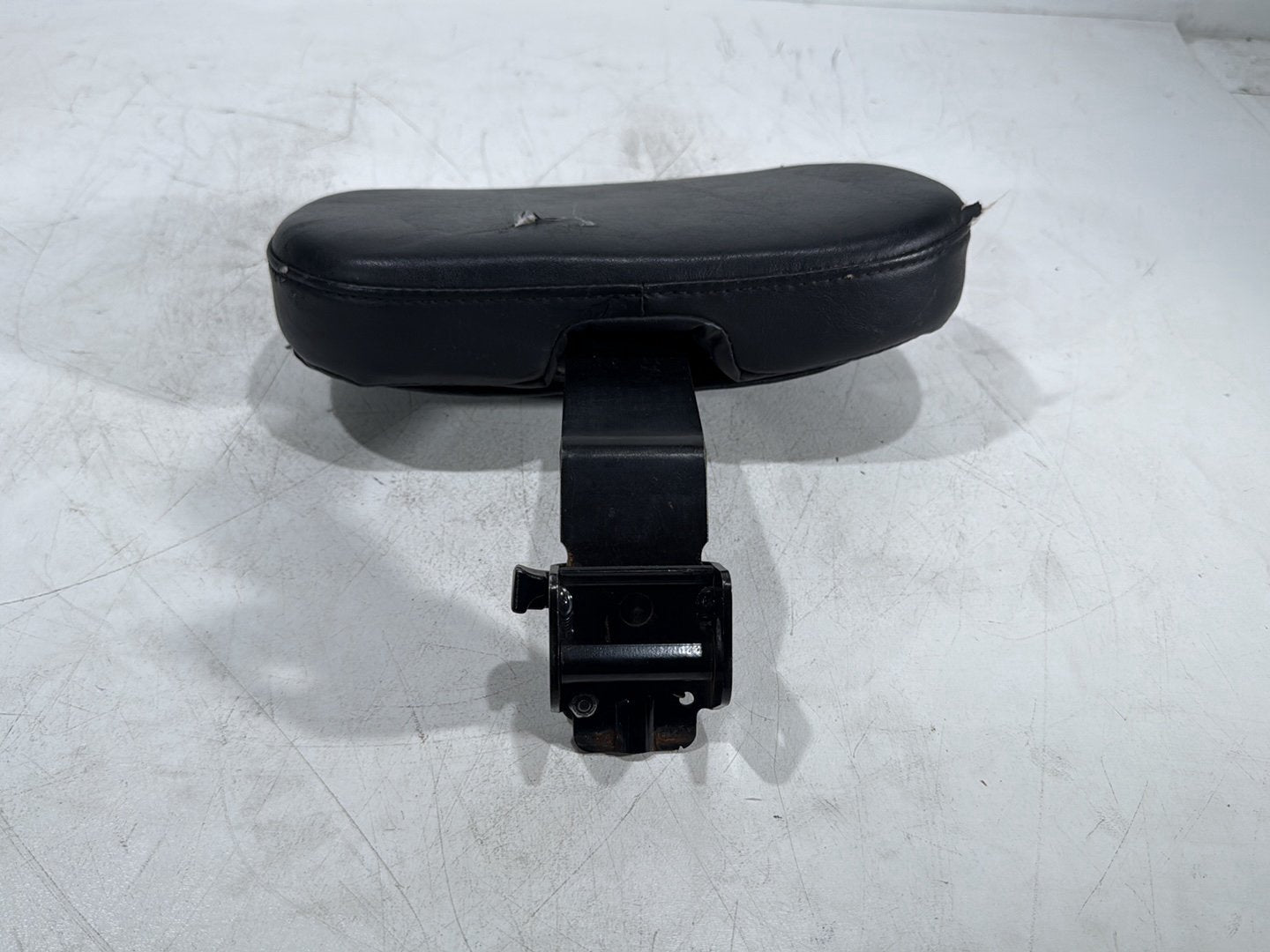 2015 Harley Road Glide Touring FLTRXS OEM Rider Driver Backrest Adjustable Cushion Pad