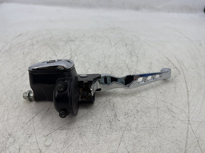 2000 Harley Softail FLSTC Heritage Classic OEM Front Right Brake Lever Master Cylinder