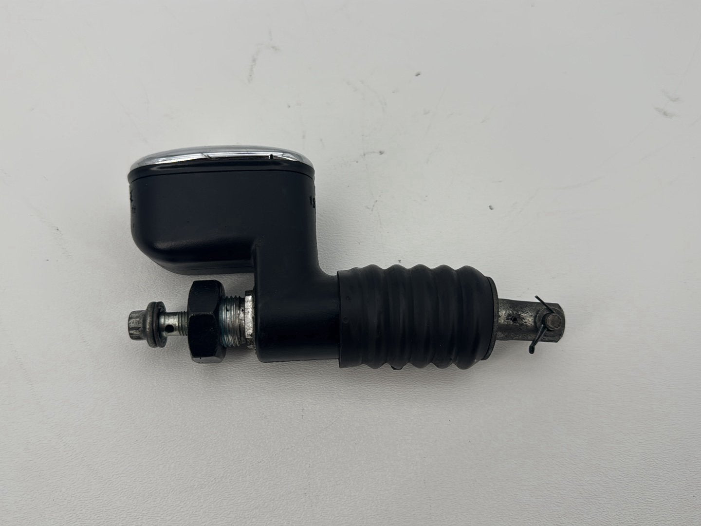 1999 - 2006 Harley-Davidson Touring Electra Glide Classic Rear Brake Master Cylinder Reservoir 41755-99D
