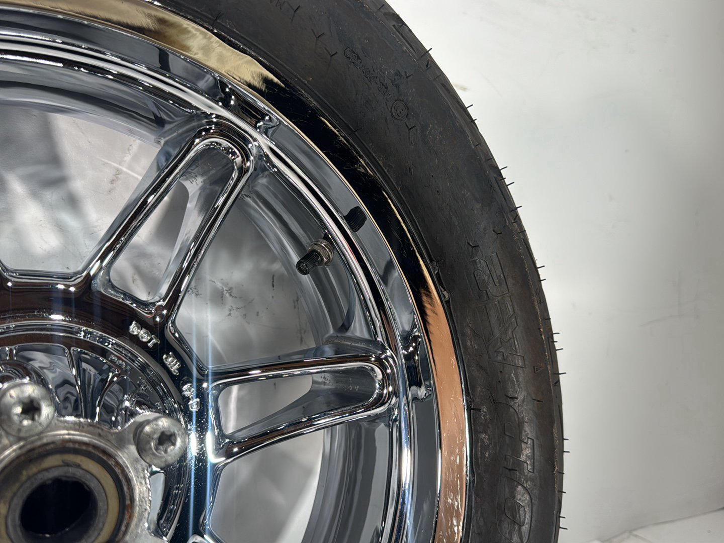 2014 Harley Electra Glide Touring CVO Screamin Eagle OEM Rear Wheel Rim Tire