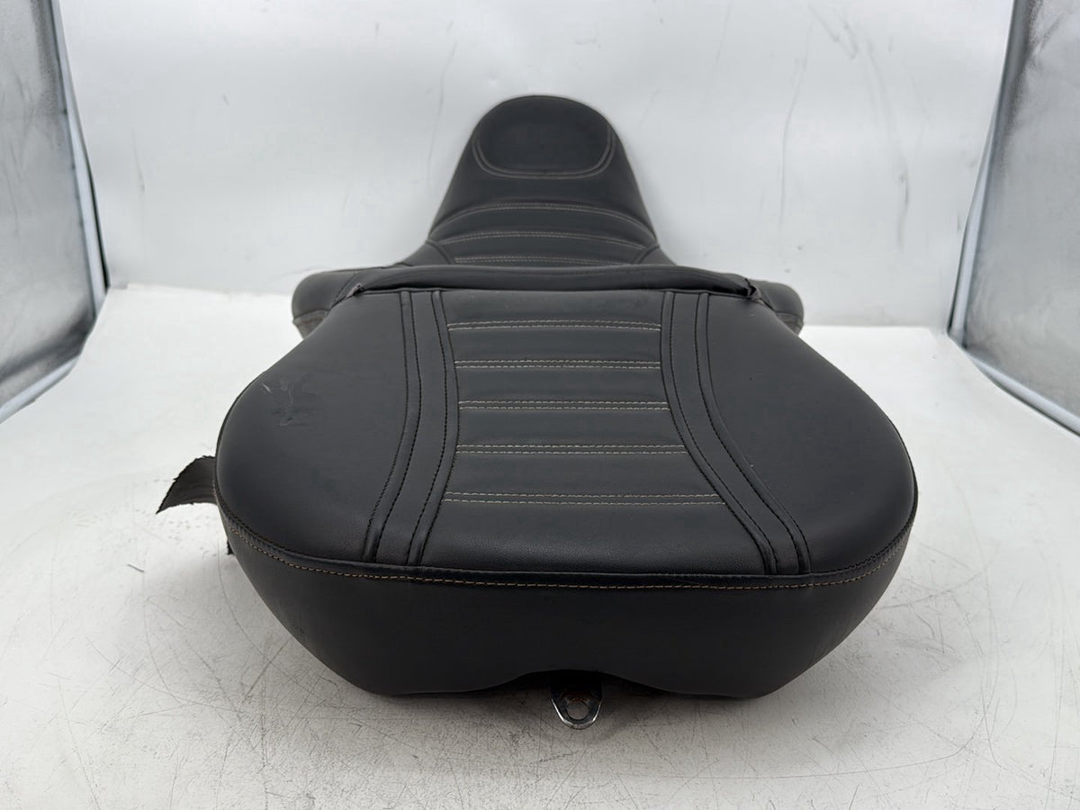08 Harley Electra Touring Ultra OEM Passenger Rider Driver Seat Saddle * TORN *