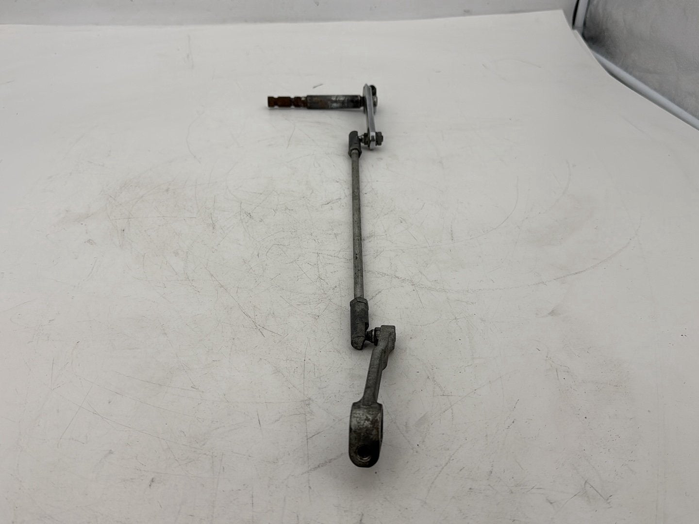 2008 Harley Touring FLHTCU Electra Glide Ultra OEM Gear Shifter Lever w/ Rod linkage