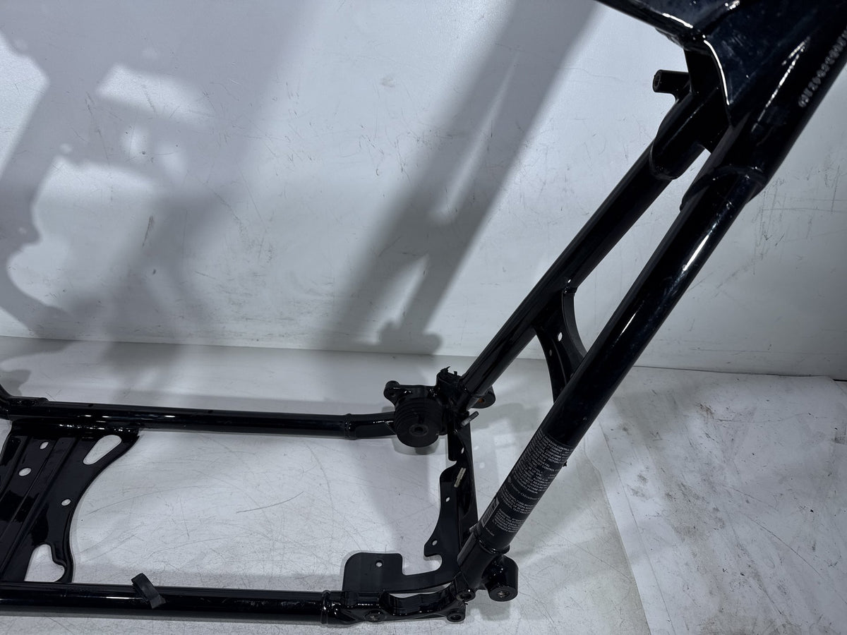 2013 Harley Street Glide Touring FLHX OEM Body Main Frame Chassis CLN CLR
