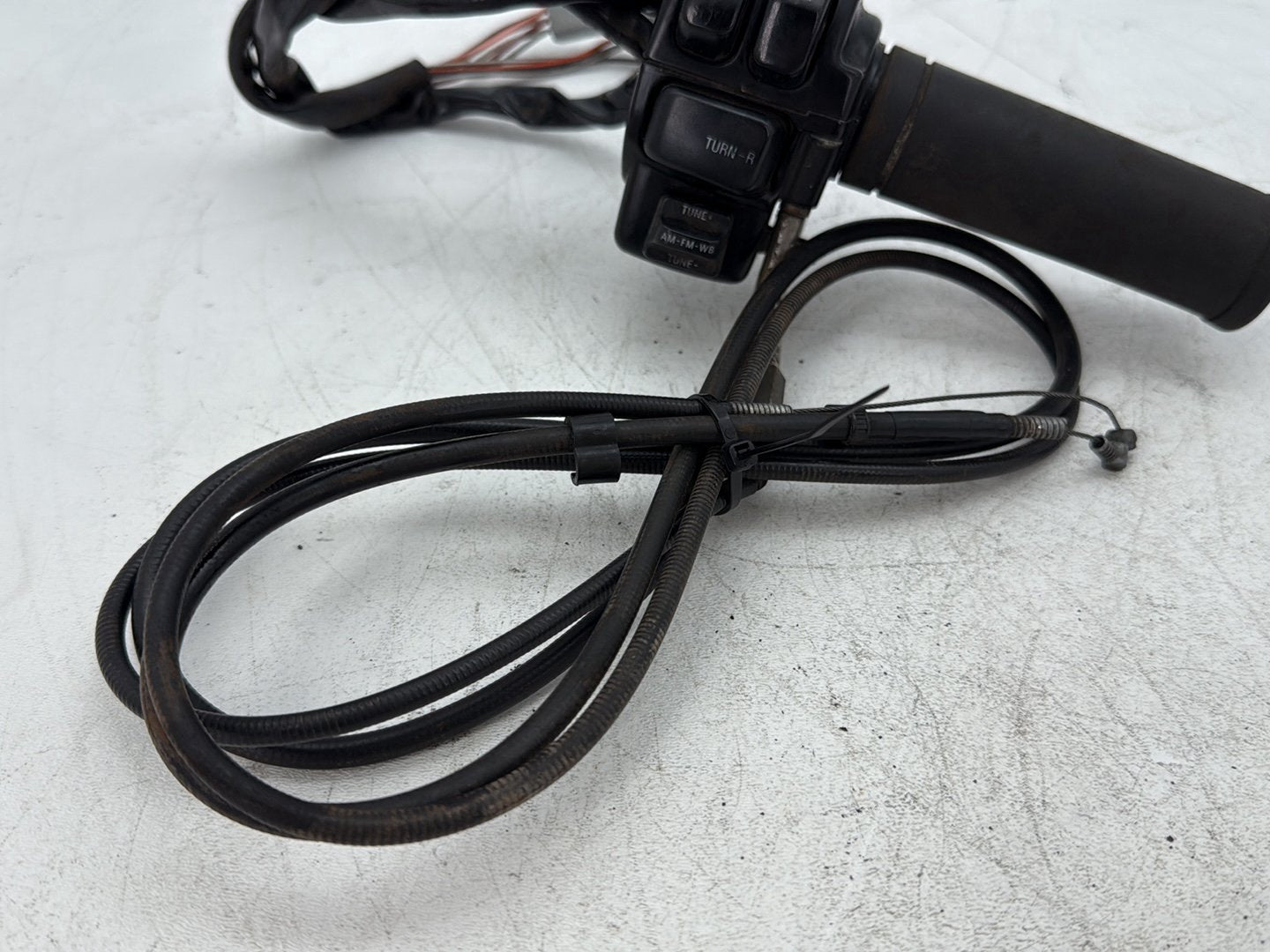 1996 Harley Electra Glide Touring FLHT OEM Right Engine Start Kill Switches Controls