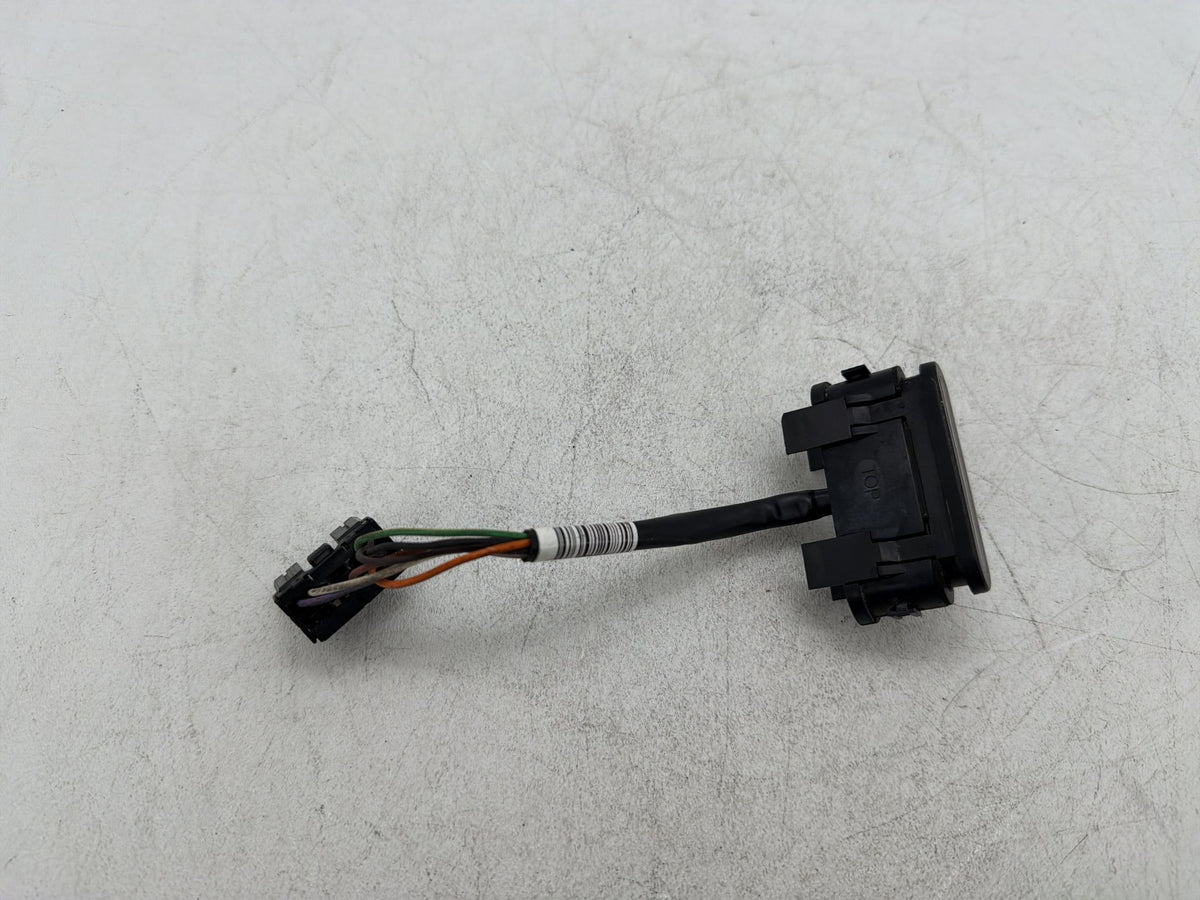 2012 Harley Electra Glide Touring Ultra OEM Dash Indicator Lamp Wire Plug In
