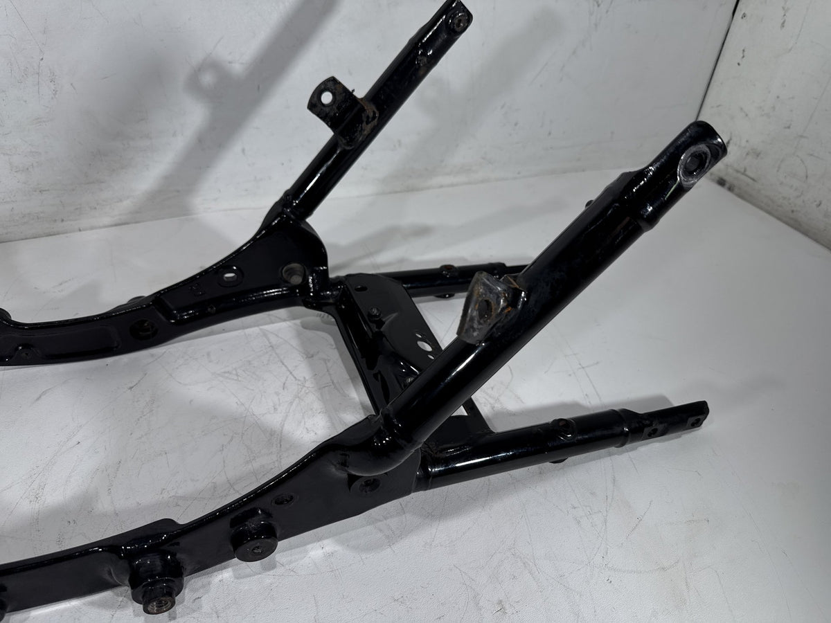 2011 Harley Road King Touring FLHR OEM Rear Back Sub Frame Rail Bar 48079-09BHP
