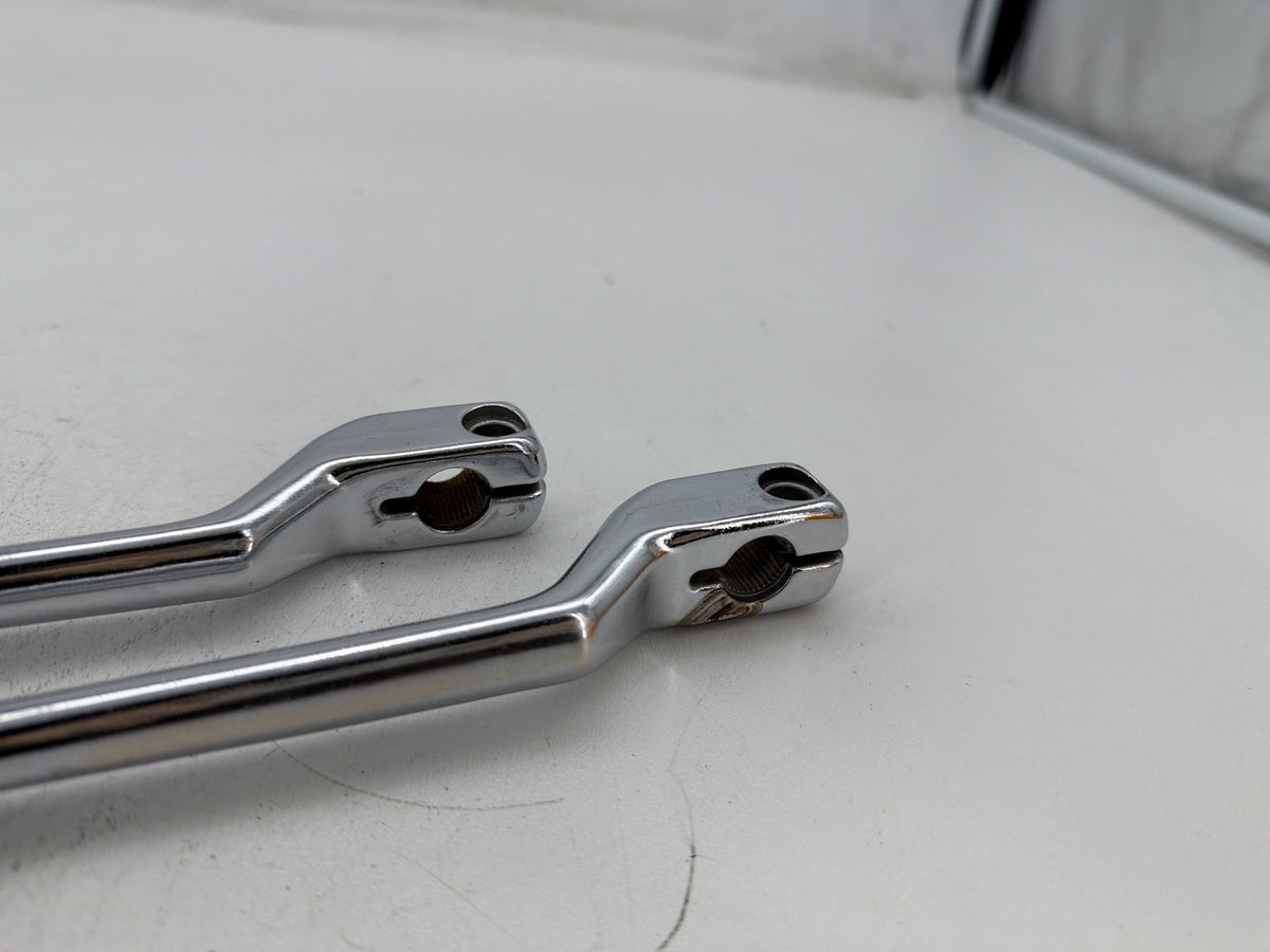 2011 Harley Electra Glide Touring Ultra OEM Gear Shifter Lever Pedal Pedals