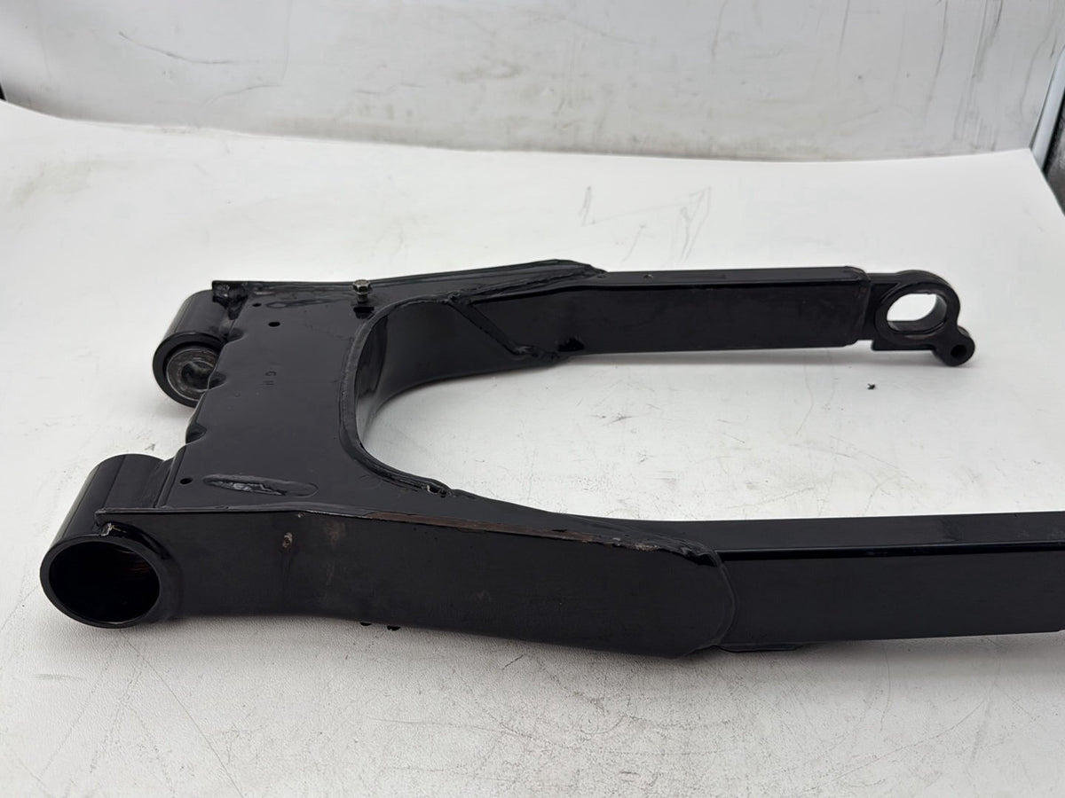 2007 Harley Touring FLHTP Electra Glide Police OEM Rear Fork Swingarm Swing Arm