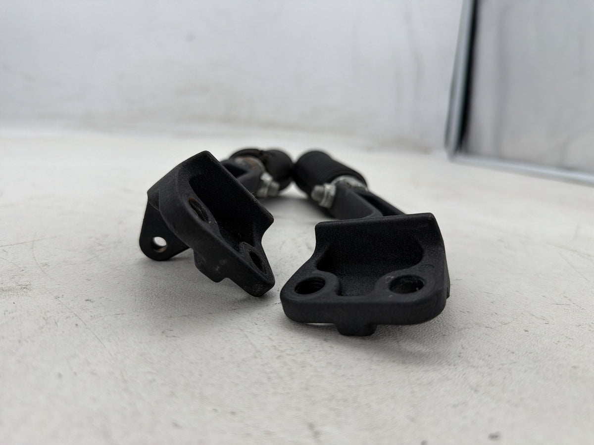 2016 Harley Dyna Fat Bob FXDF 103 OEM Passenger Left & Right Foot Pegs