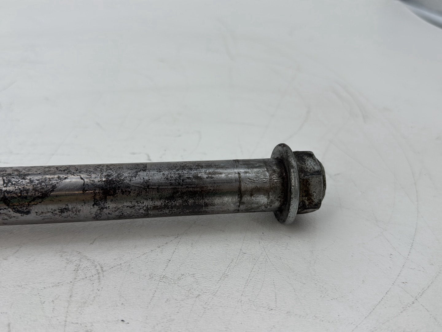 2004 - 2013 Harley-Davidson Sportster 1200 Custom Rear Wheel Axle Bolt Shaft 41176-05