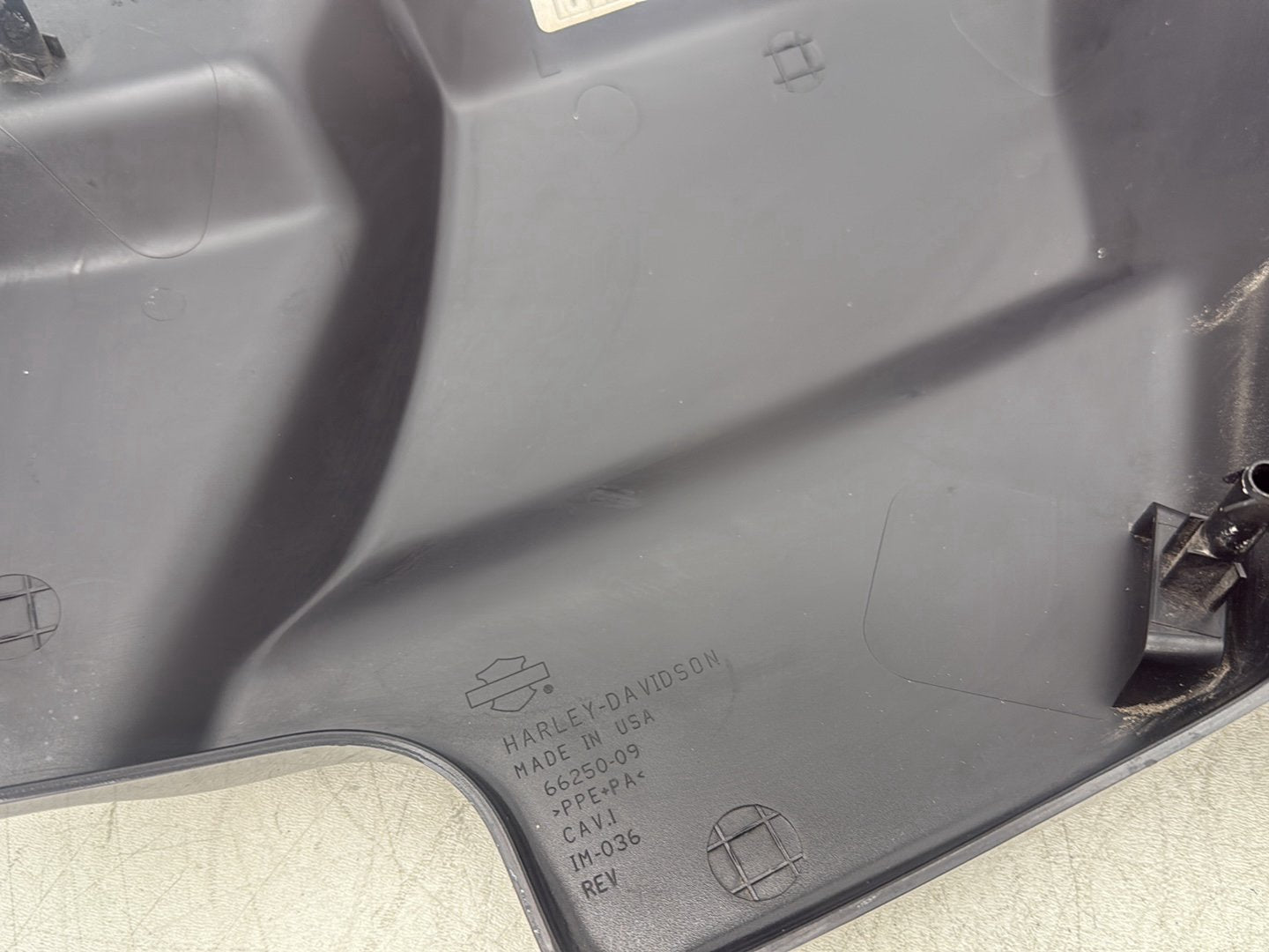 2011 Harley Street Glide Touring FLHX OEM Left Right Side Fairing Cover