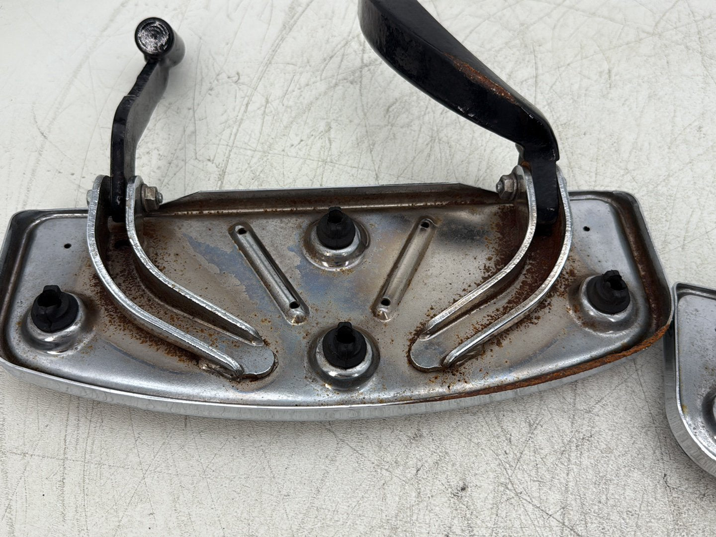 2006 Harley Road King Touring FLHRCI Classic OEM Left Right Driver Floorboard Foot Rest