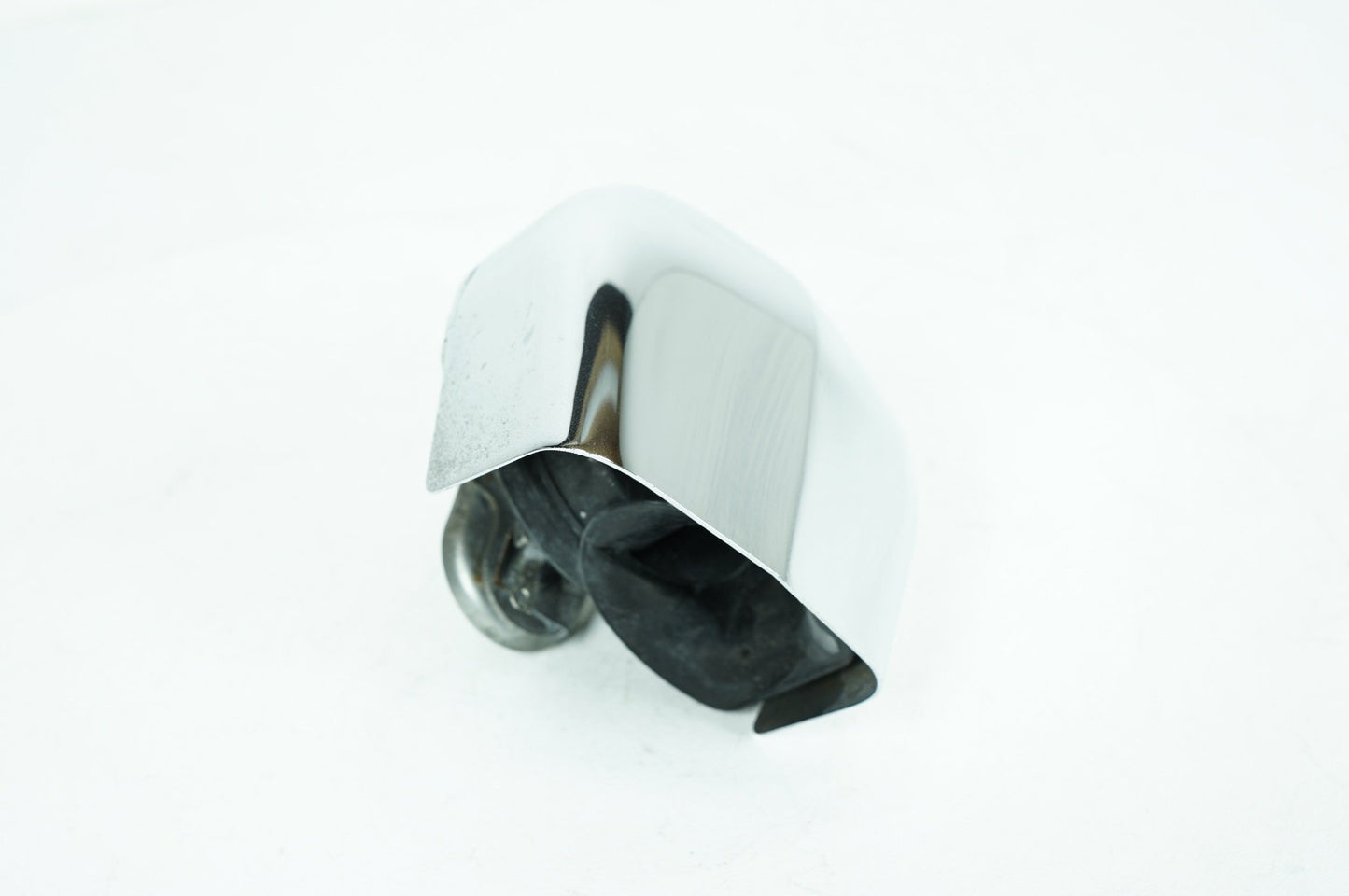 1999 - 2006 Harley-Davidson Softail Fat Boy Horn Signal Klaxon Chrome Cover 69012-93A