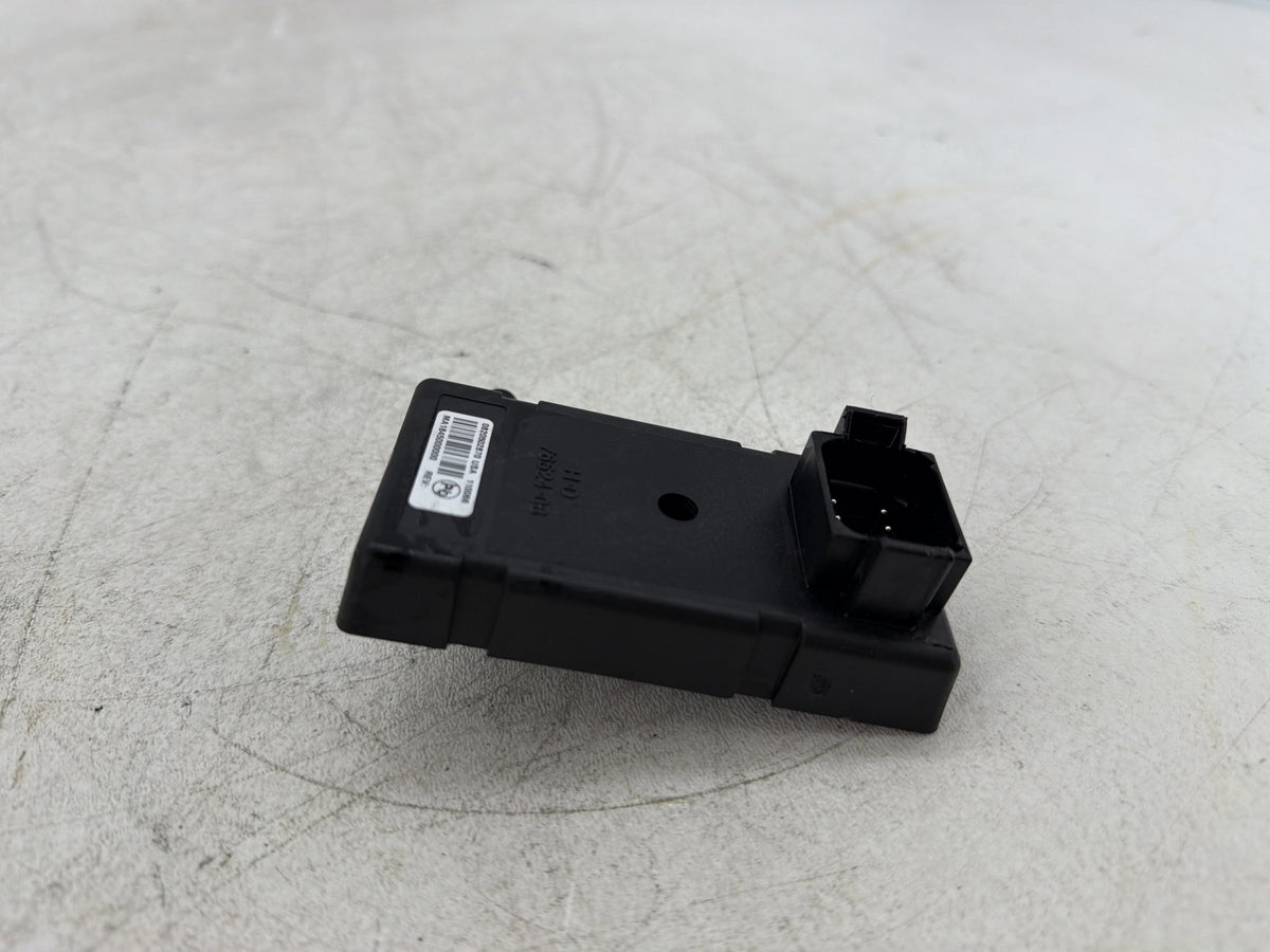 2009 Harley Electra Glide Touring CVO Screamin Eagle OEM Saddlebag Power Lock Receiver Module 76524-08