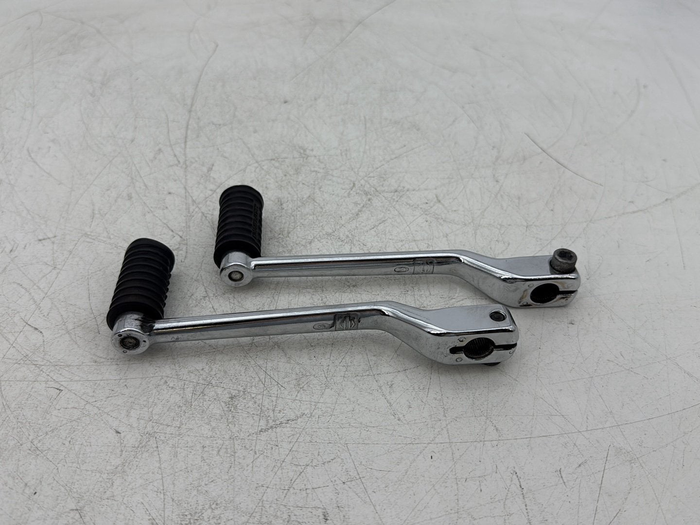 2006 Harley Electra Glide Touring Classic FLHTCI OEM Gear Shifter Lever Pedal Pedals