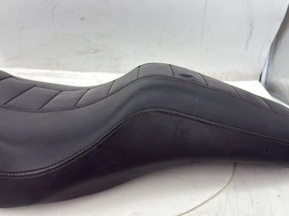 2006 Harley Dyna Super Glide Custom FXDCI OEM Passenger Rider Driver Seat Saddle