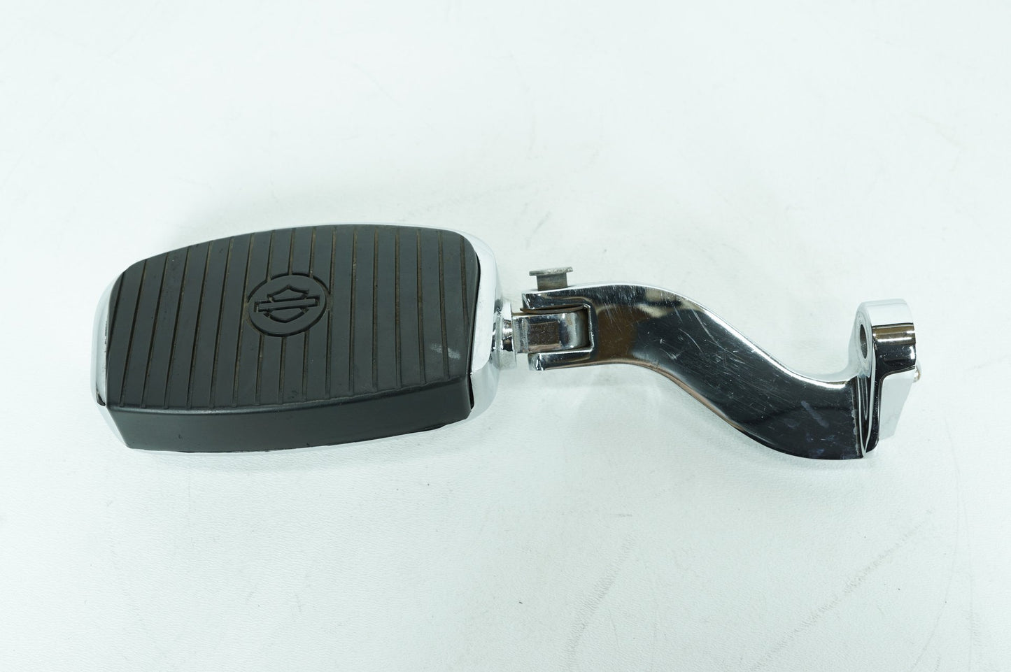2007 - 2012 Harley-Davidson Touring Road Glide Rear Passenger 1 Foot Peg Step Rest 49036-04A