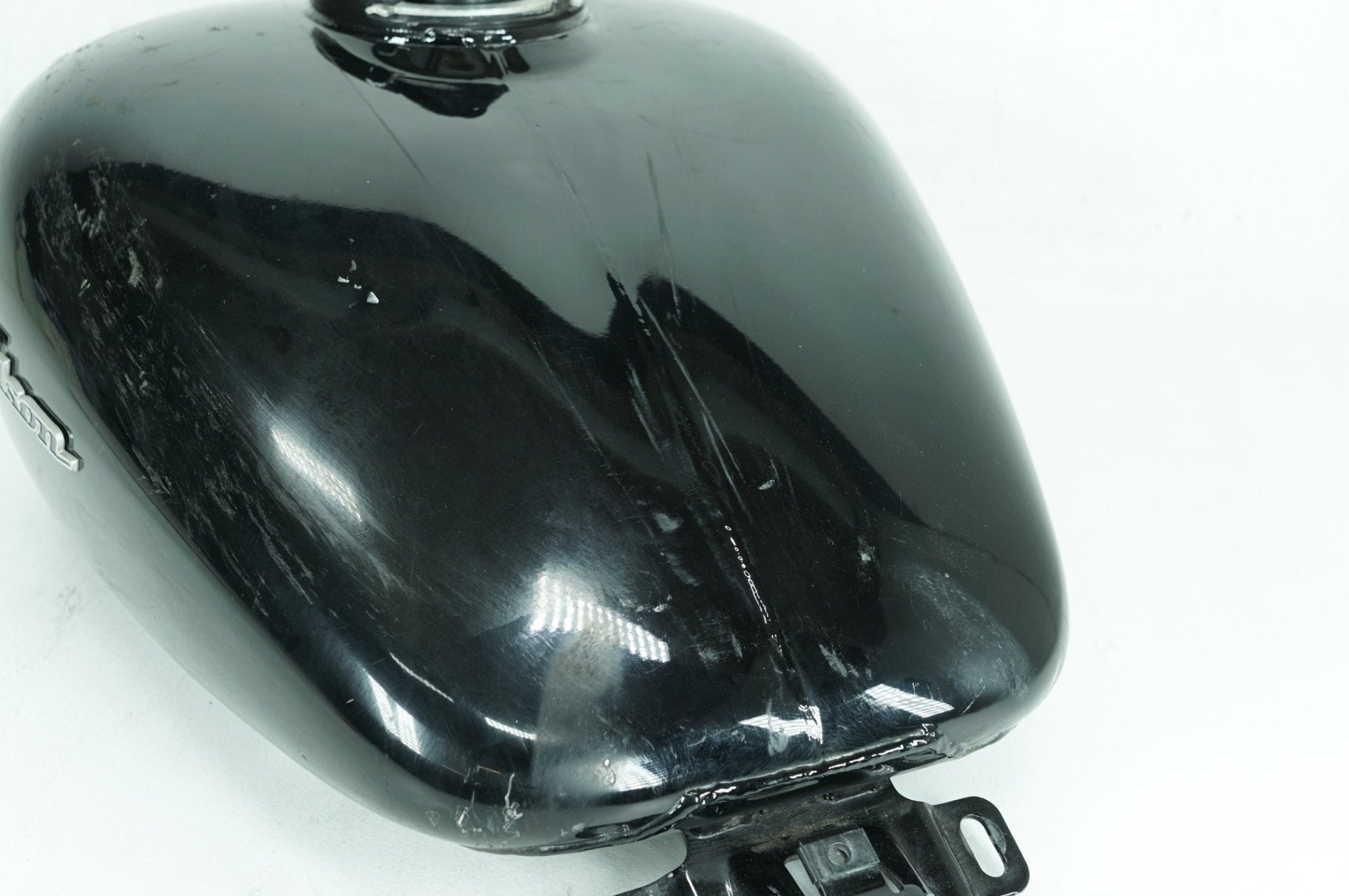 2017 - 2025 Harley-Davidson Touring Street Glide Fuel Gas Tank Gasoline Reservoir 61356-08
