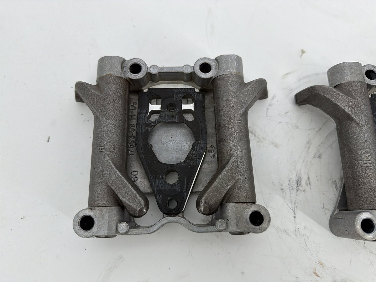 2016 Harley Touring FLHXS Street Glide OEM Engine Twin Cam Rocker Arms 17593-99