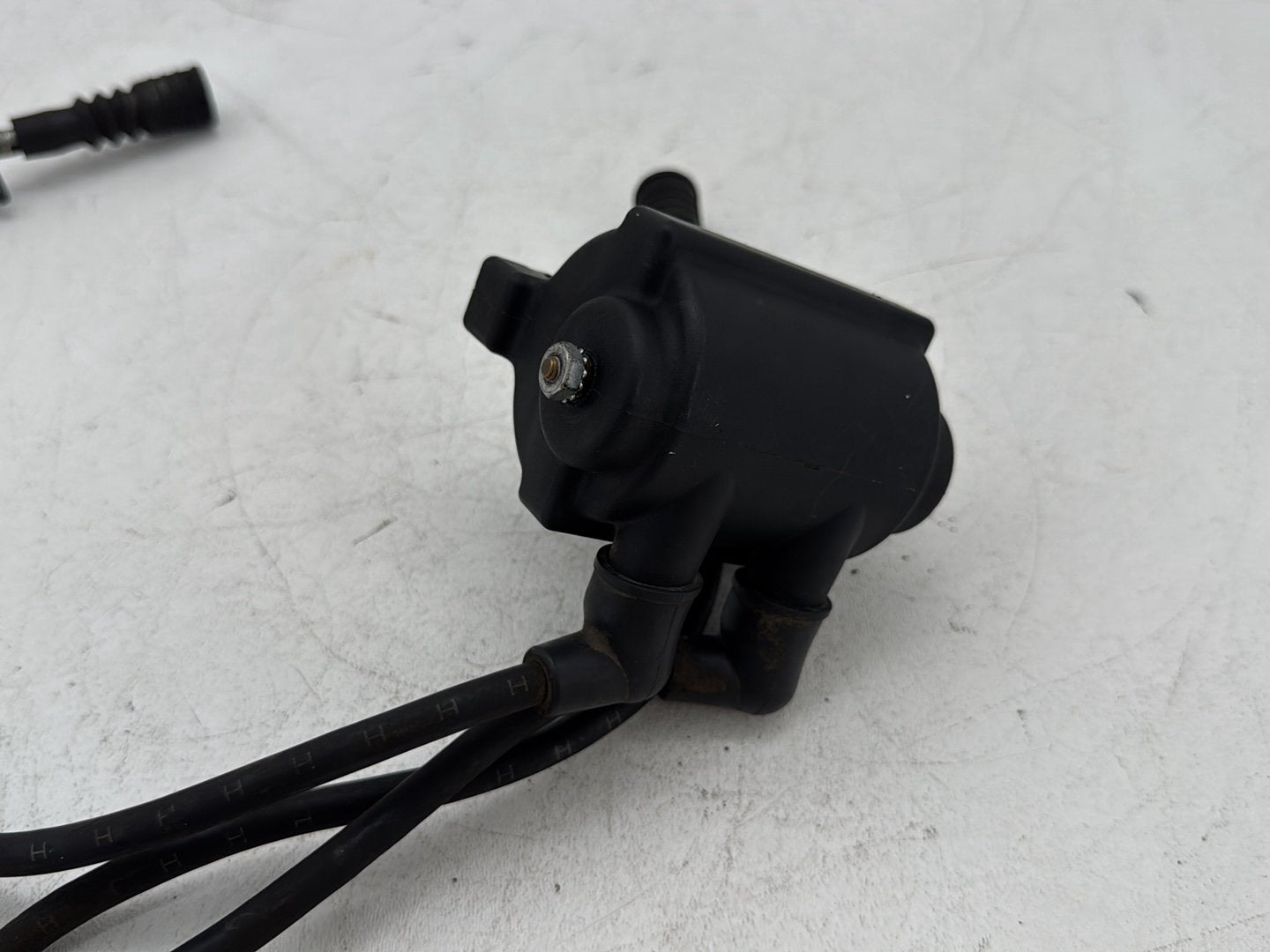 1997 Harley Road King Touring Police FLHPI OEM Ignition Coil Spark Plugs Cable
