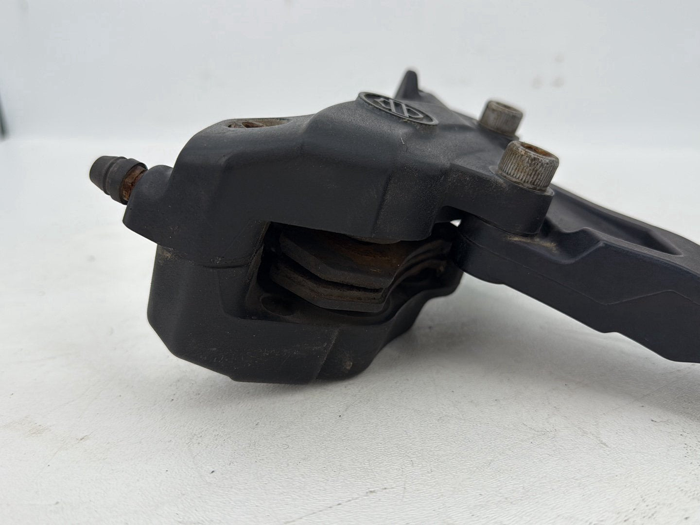 2007 - 2011 Harley-Davidson Touring Electra Glide Ultra Rear Back Brake Caliper w/ Bracket 44080-08B