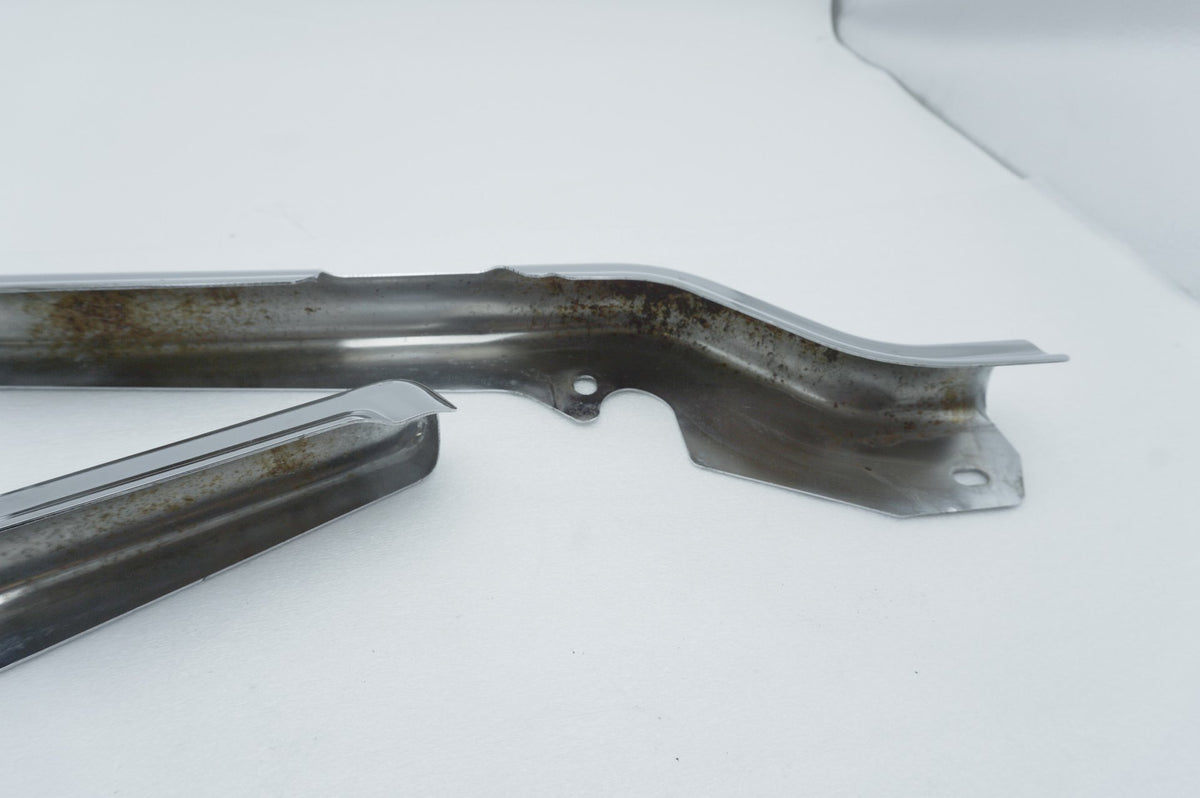 06 Harley Touring FLHTI Electra Glide OEM Rear Left Right Fender Struts Bracket