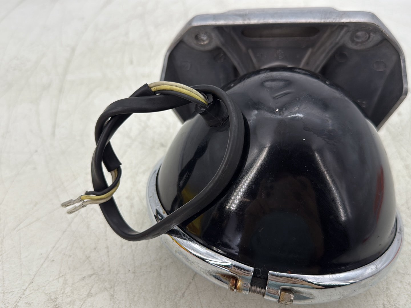 2004 Harley Dyna Super Glide FXDI OEM Headlight Headlamp Head Lamp Light LED