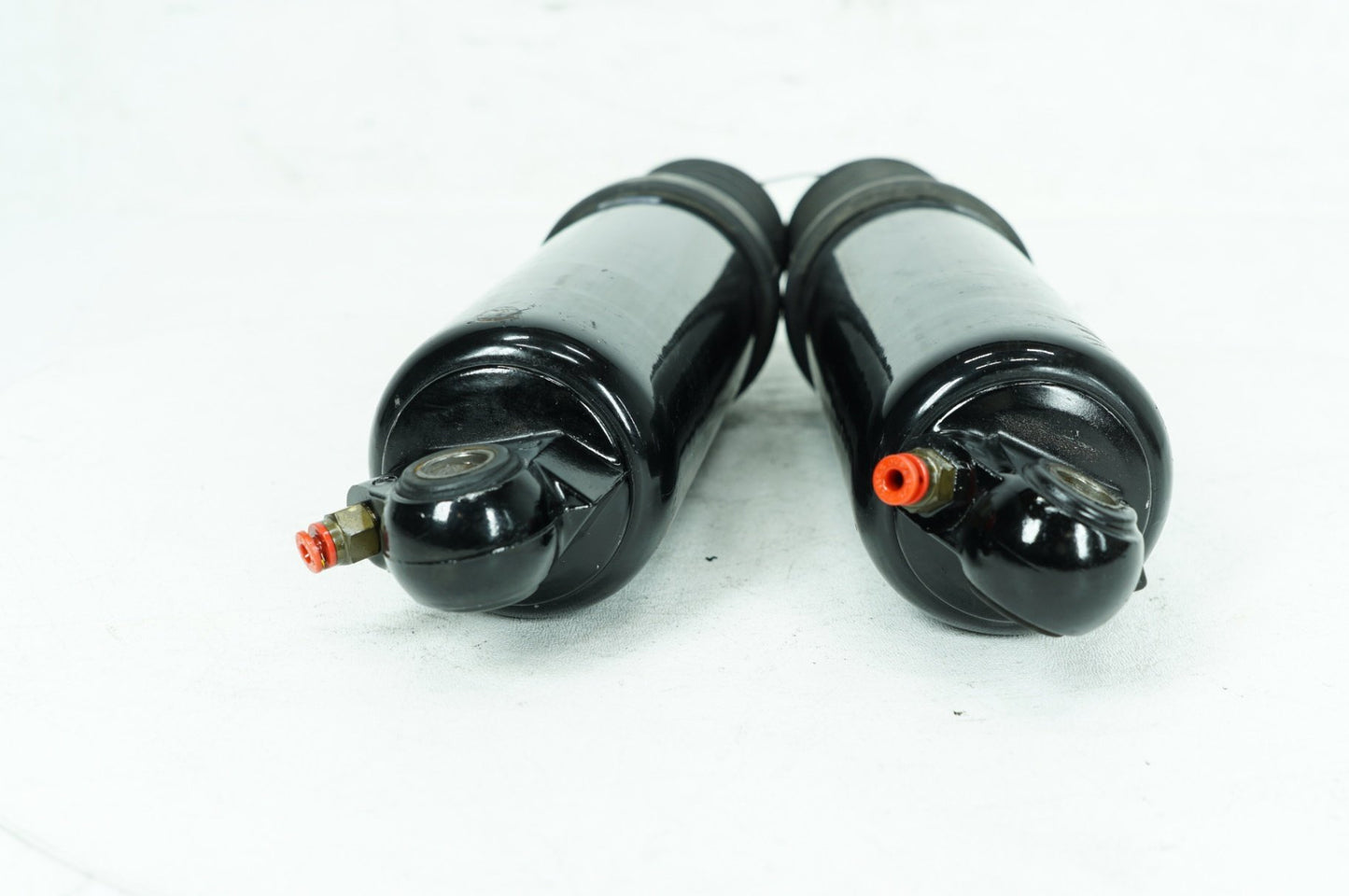 1999 - 2006 Harley-Davidson Touring Electra Glide Ultra Rear Left Right Shock Absorbers 54662-09