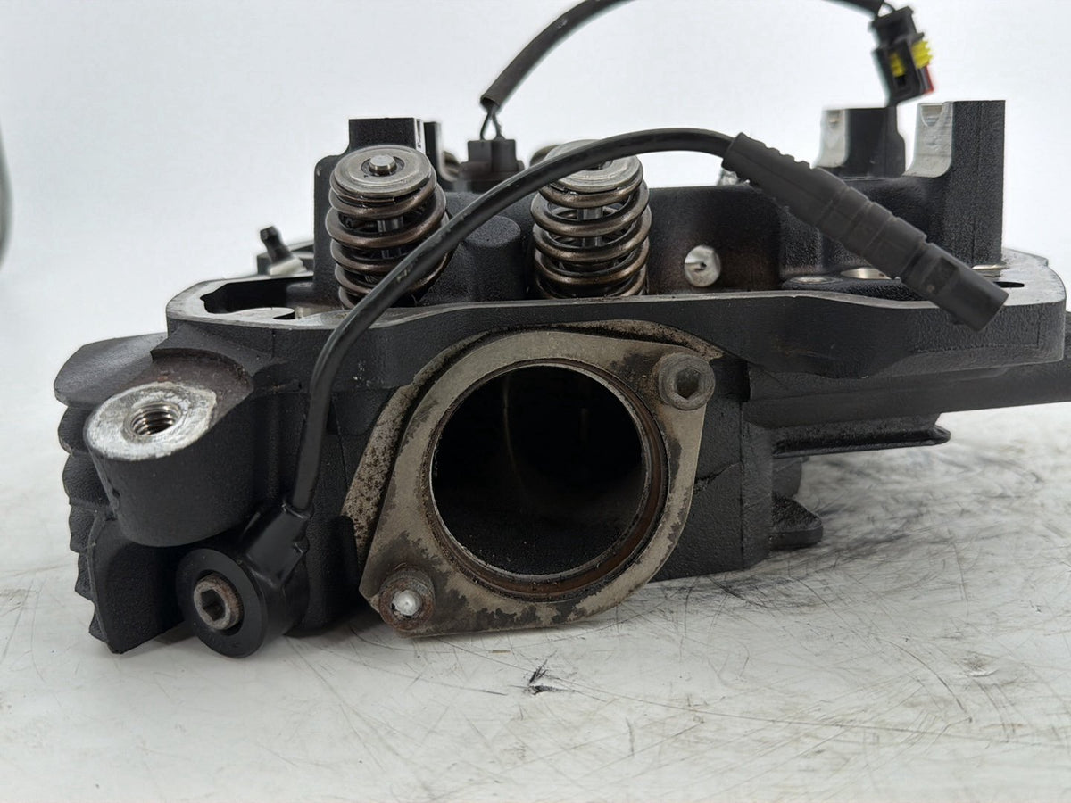 2019 Harley Touring FLHT Electra Glide OEM Front Twin Cam Engine Cylinder Head
