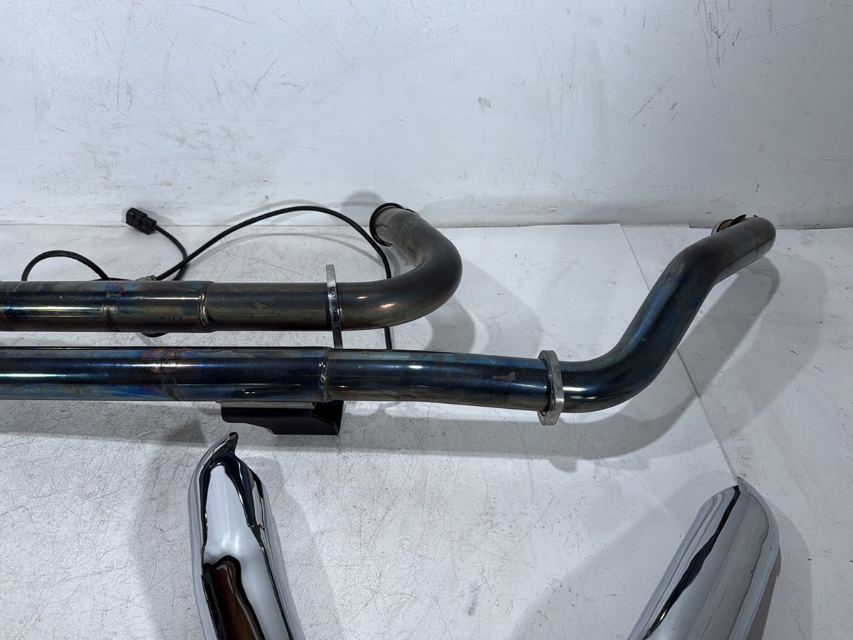 10 Harley Street Glide Touring FLHX Exhaust Header Pipes Muffler Vance & Hines