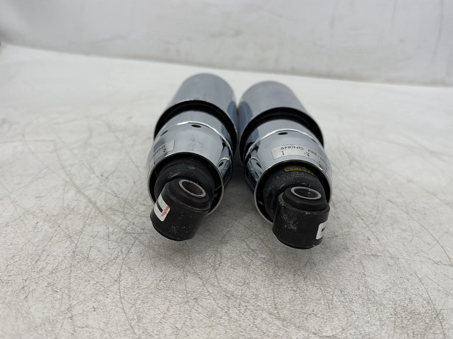 2010 Harley Dyna Fat Bob FXDF OEM Rear Left Right Shock Absorbers