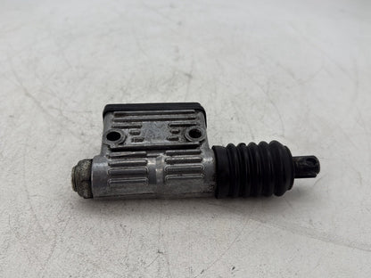 1997 Harley Softail Fat Boy FLSTF OEM Rear Brake Master Cylinder Reservoir