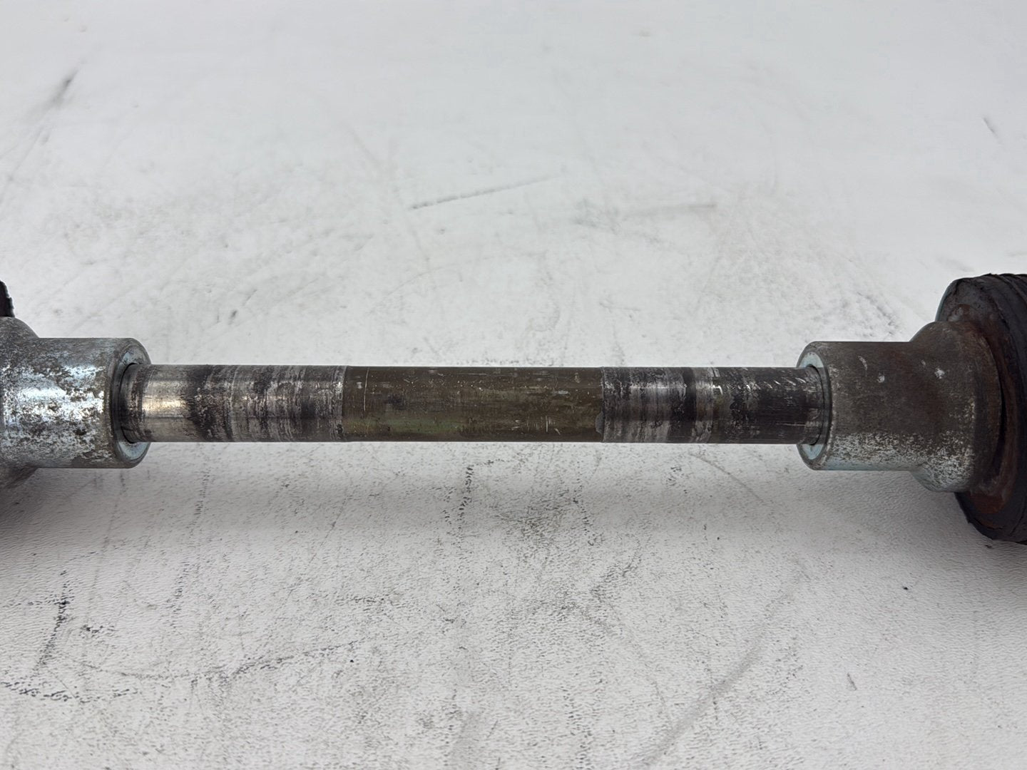 2003 Harley Electra Glide Touring Ultra FLHTCUI OEM Rear Fork Swingarm Pivot Bolt Shaft