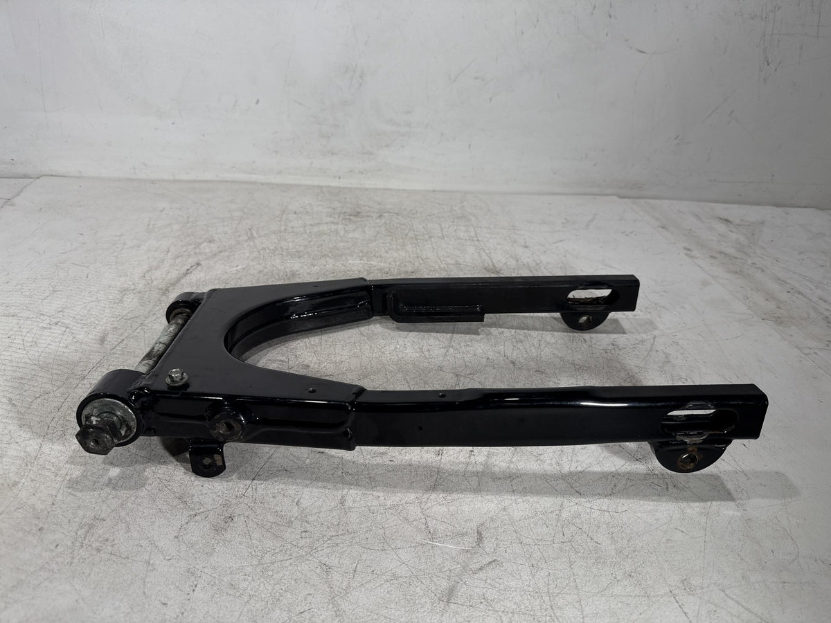2000 Harley Sportster 1200 Custom XL1200C OEM Rear Wheel Axle Bolt Shaft