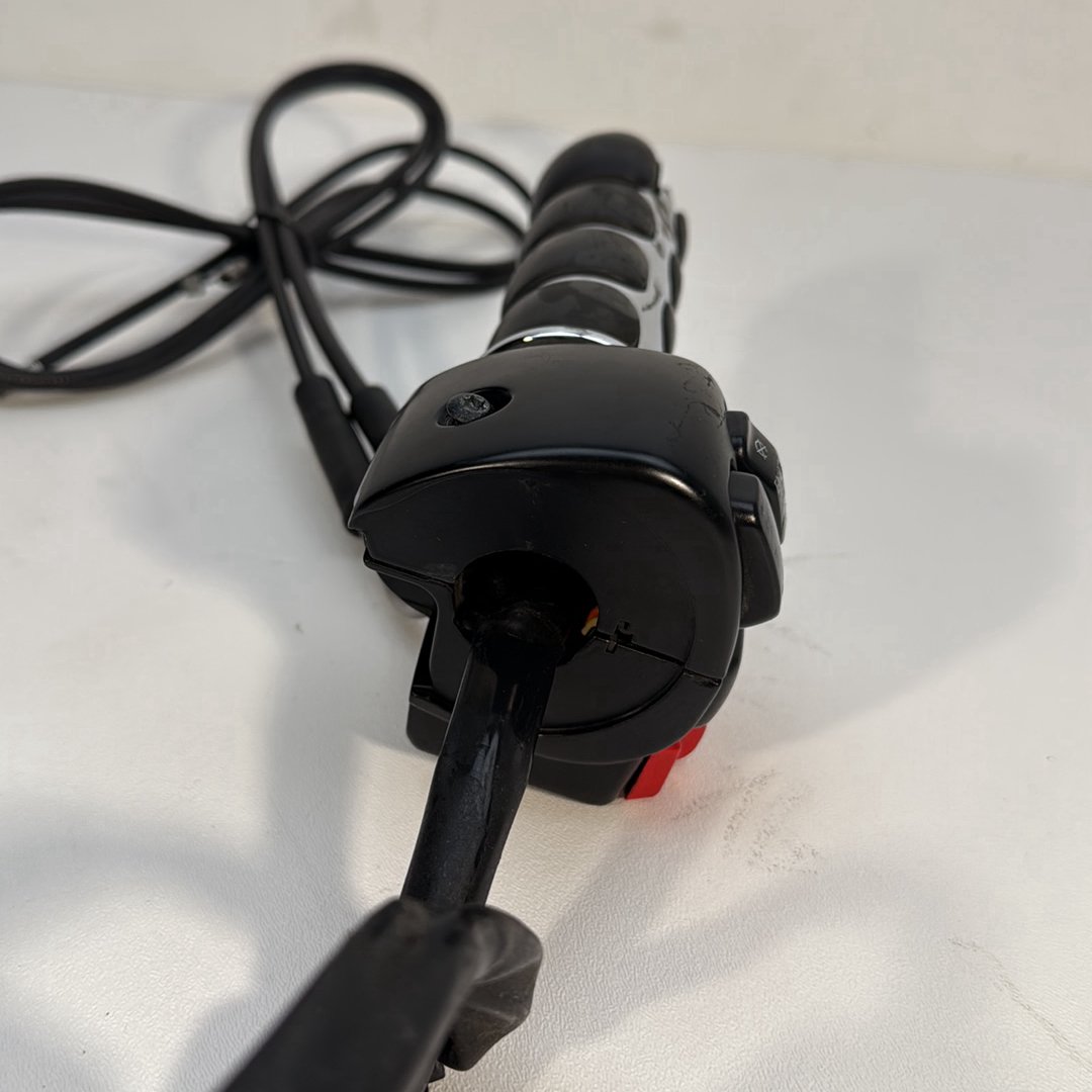1984 - 1998 Harley-Davidson Touring Road King Police Right Engine Start Kill Switches Controls   71564-96