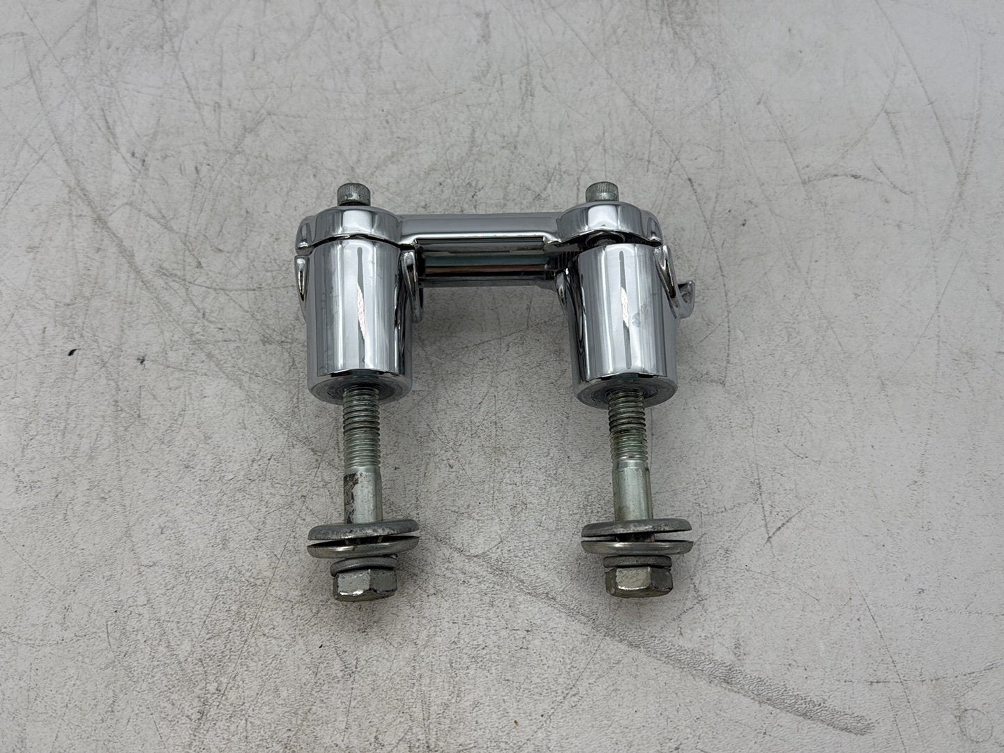 2013 Harley Heritage Softail Classic FLSTC OEM Front Handlebar Riser Top Clamp Chrome