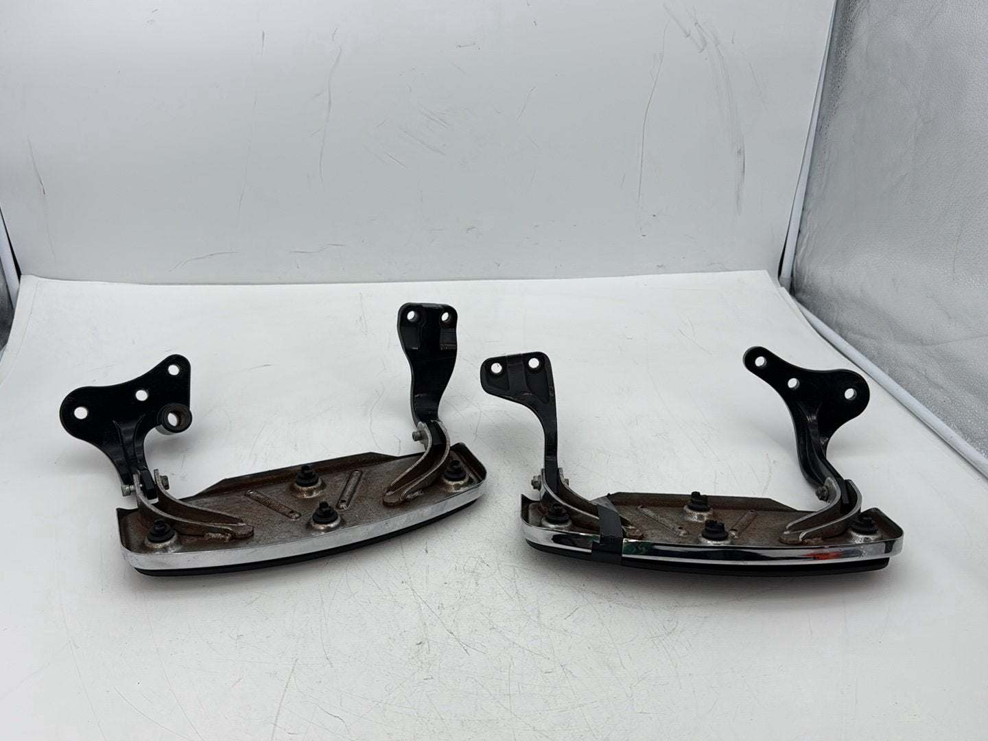 2002 Harley Dyna FXD Super Glide OEM Left Right Driver Floorboard Foot Rest