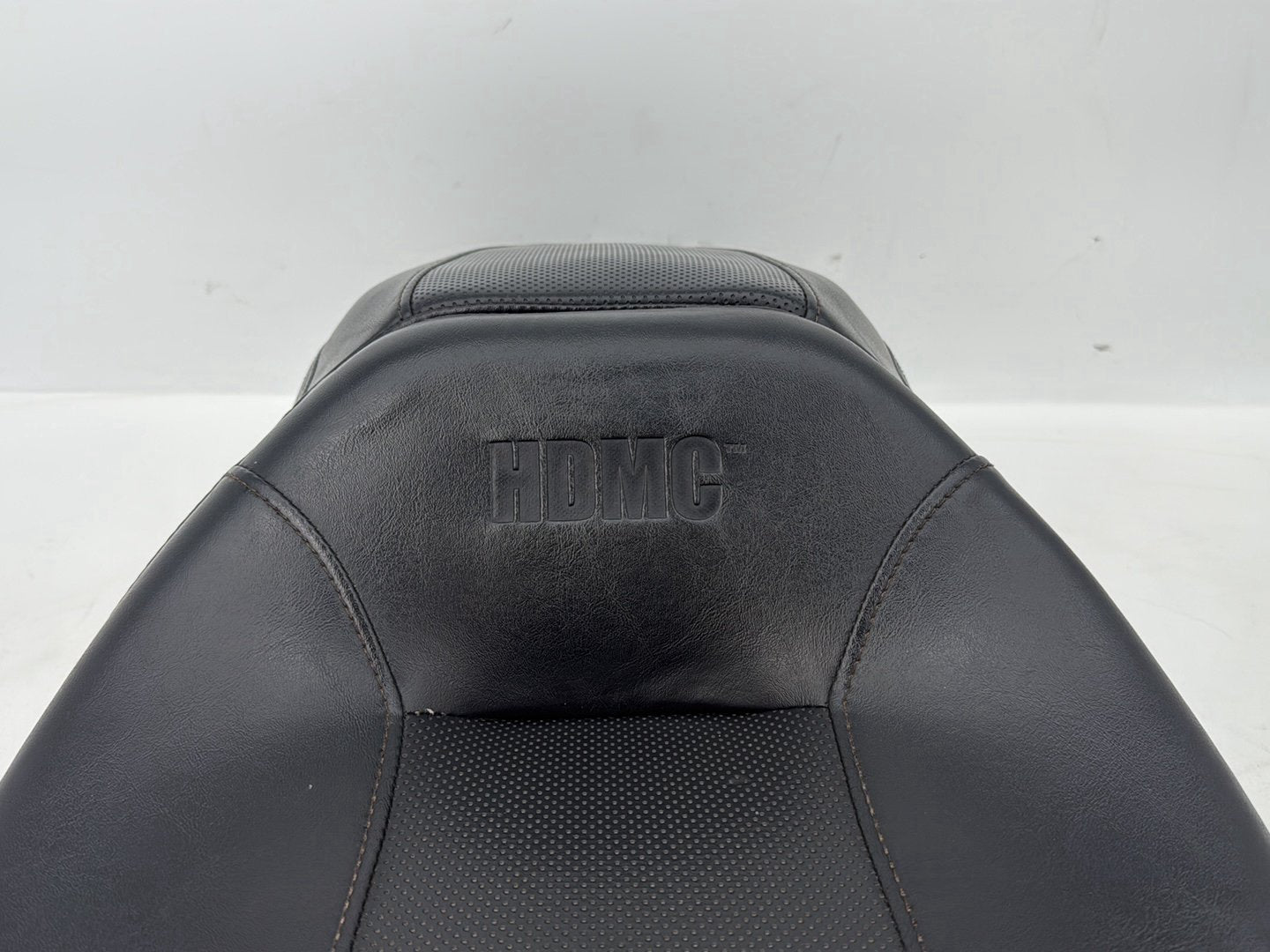 Harley-Davidson Misc  Passenger Rider Driver Seat Saddle HDMC