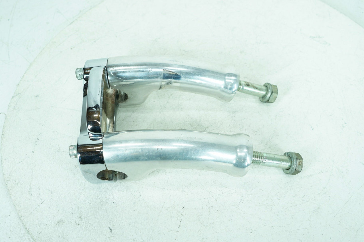 2007 - 2017 Harley-Davidson Dyna Low Rider Front Handlebar Riser Top Clamp Chrome 59786-06