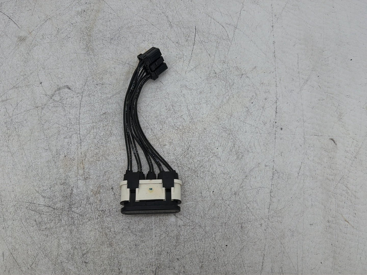 2005 Harley Electra Glide FLHTI OEM Dash Indicator Lamp Wire Plug 68789-96A
