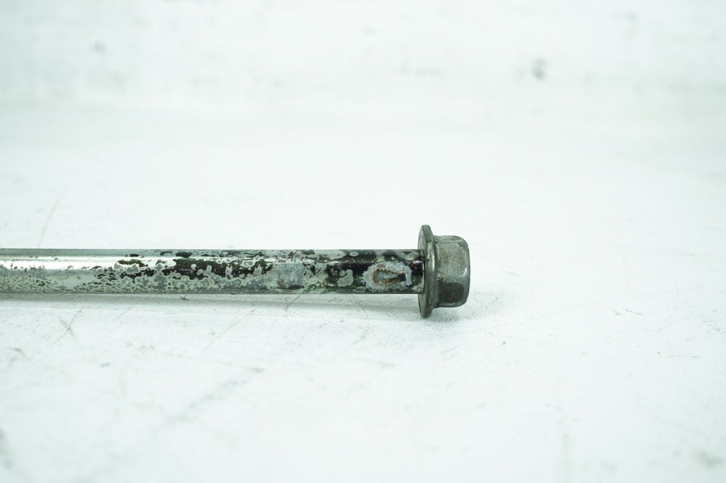 1999 - 2006 Harley-Davidson Softail Heritage Classic Engine Mount Pivot Bolt Shaft 48093-00
