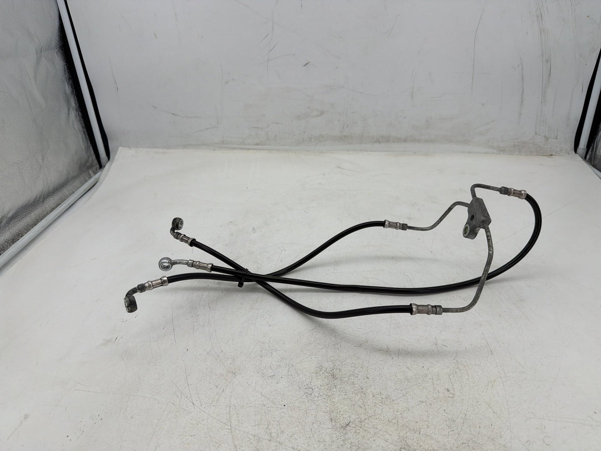2009 Harley Street Glide Touring FLHX OEM Front Brake Hose Line Pipe NON-abs