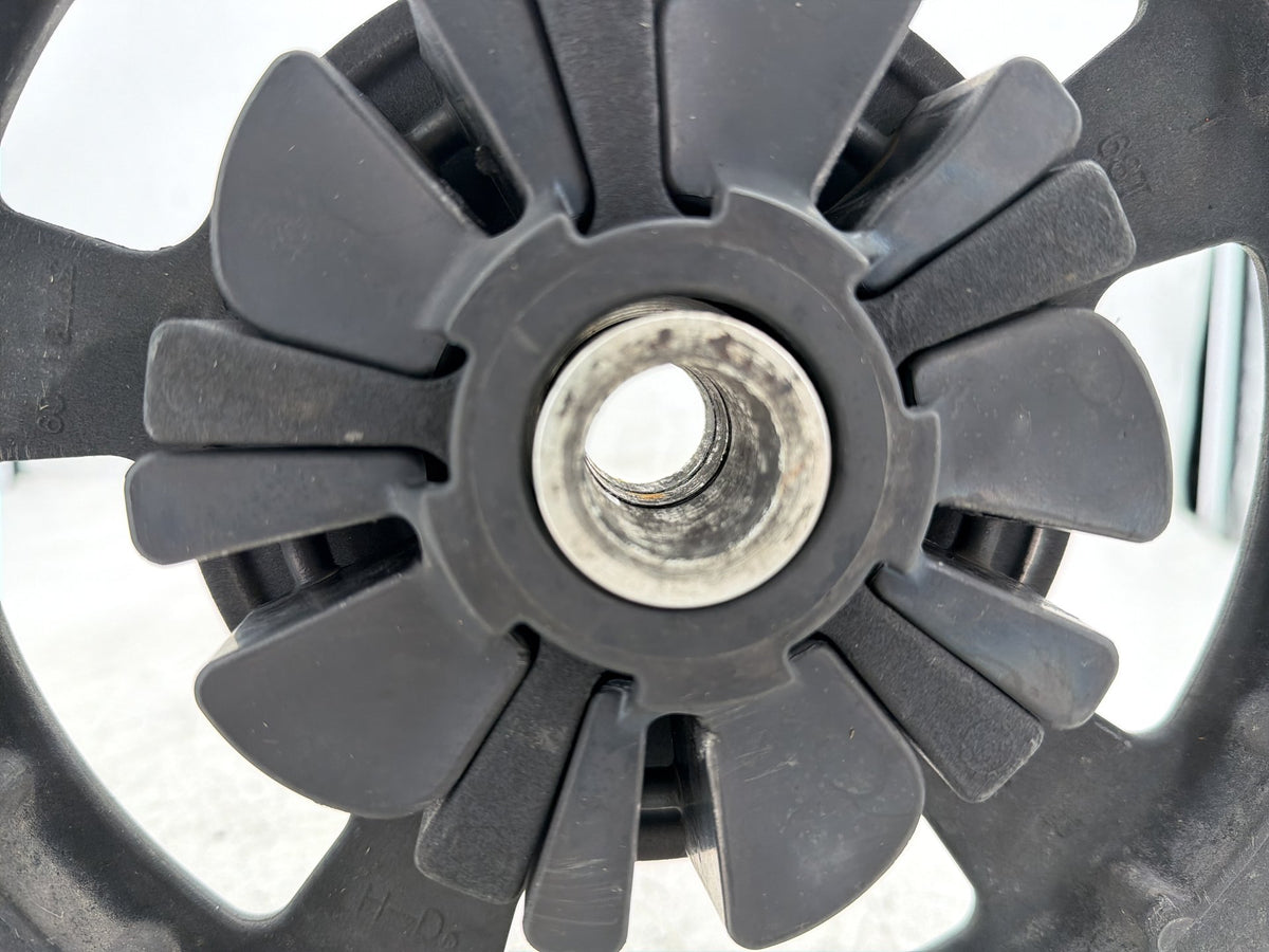 2010 Harley Electra Glide Touring Ultra OEM Rear Driver Pulley Sprocket 68T 1"