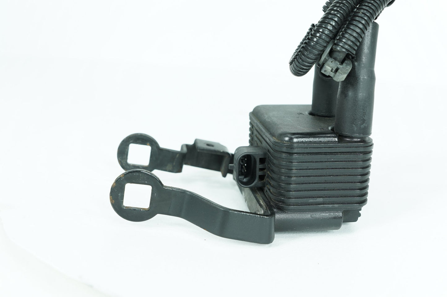 2004 - 2013 Harley-Davidson Sportster Base 883 Ignition Coil Spark Plugs Cable  	31655-99