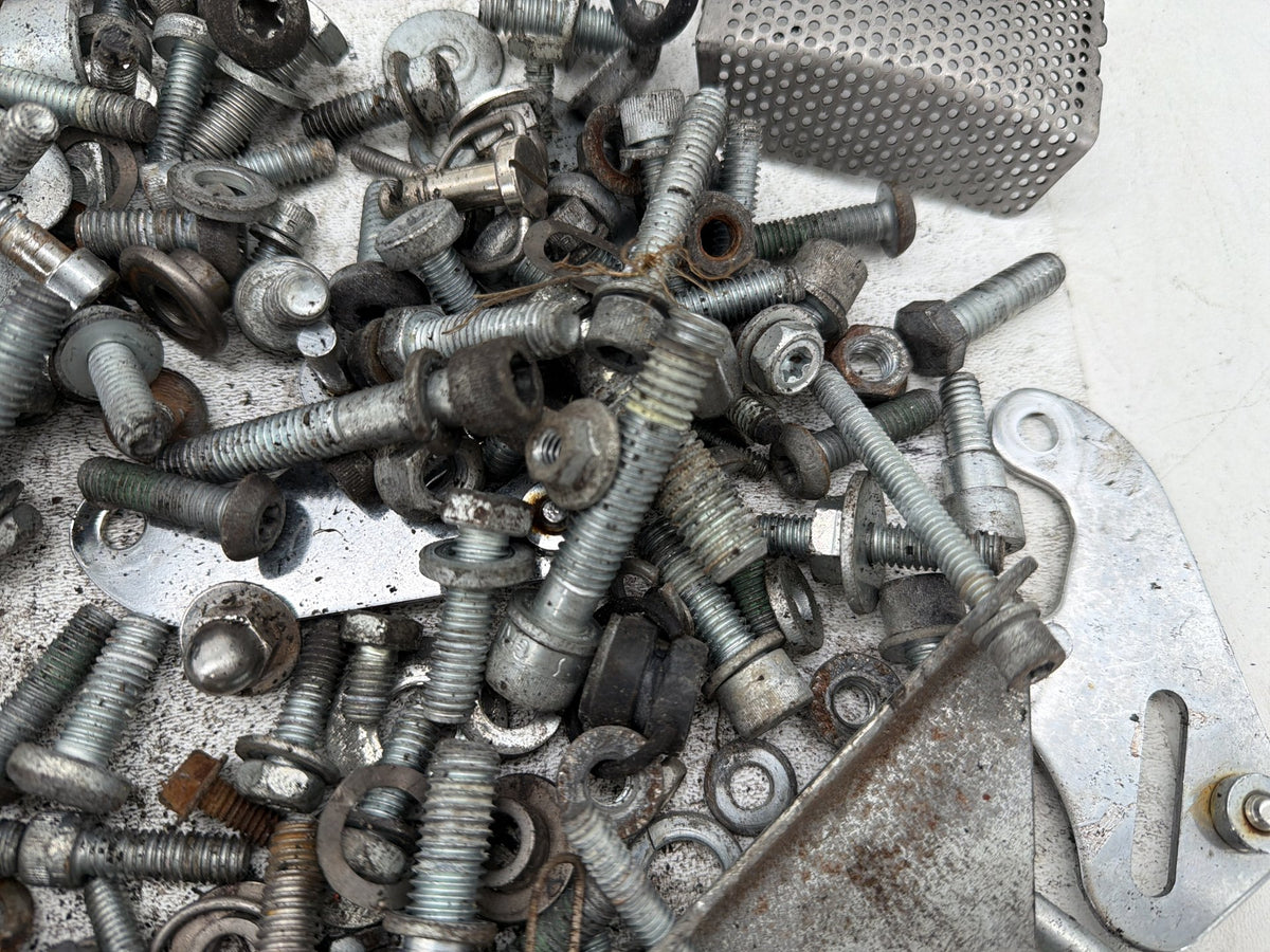 2015 Harley Electra Glide Touring Ultra OEM Hardware Bolts Nuts & Brackets