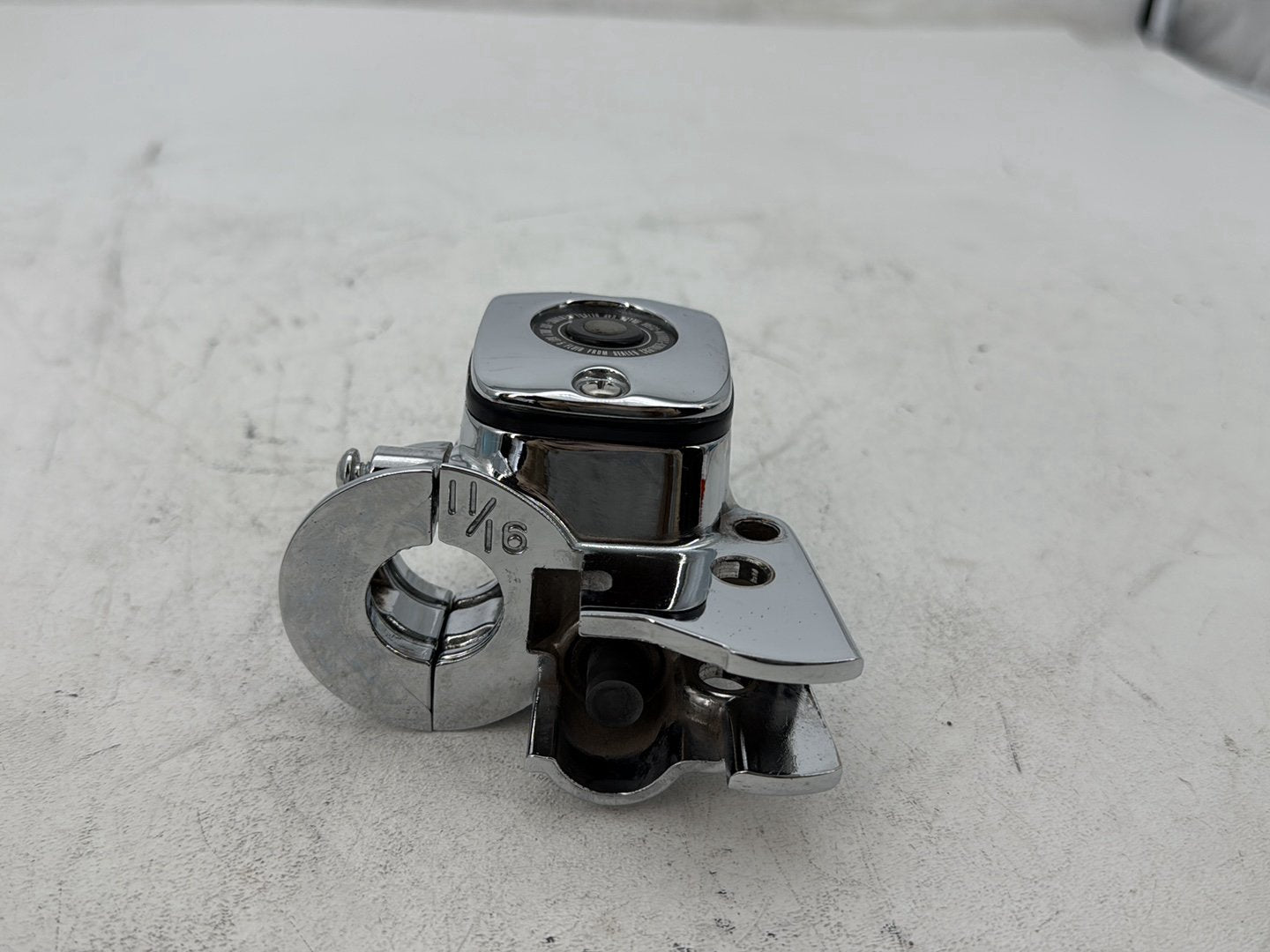 2003 Harley Electra Glide Touring Ultra FLHTCUI OEM Front Right Hand Brake Lever Master Cylinder Reservoir