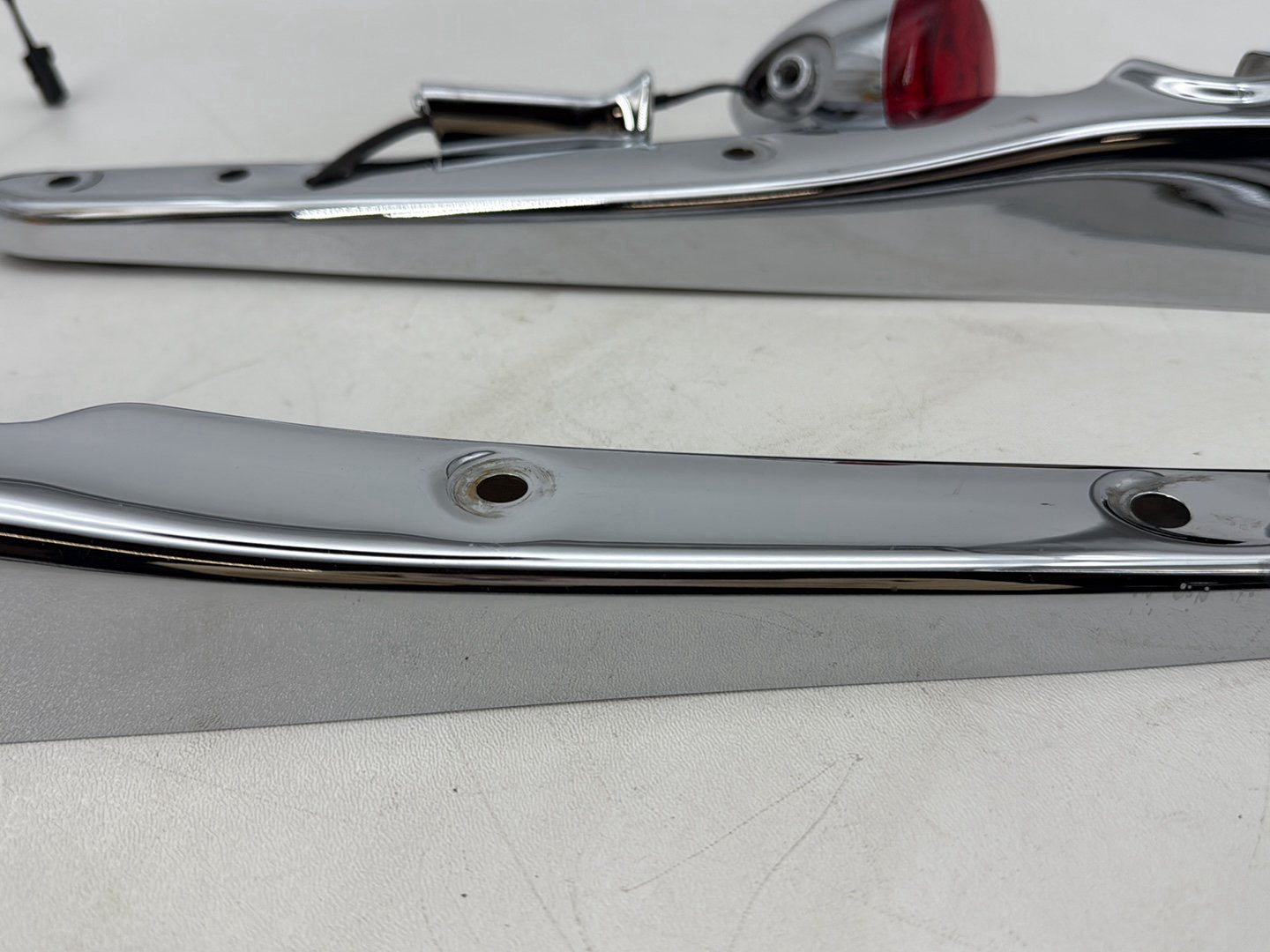 2004 - 2013 Harley-Davidson Sportster 883 Custom Rear Left Right Fender Struts Bracket & Turn Signal  59902-04